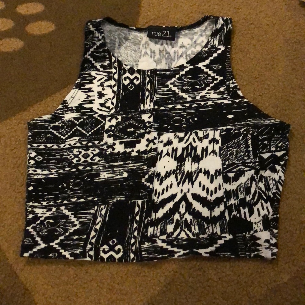 Crop top